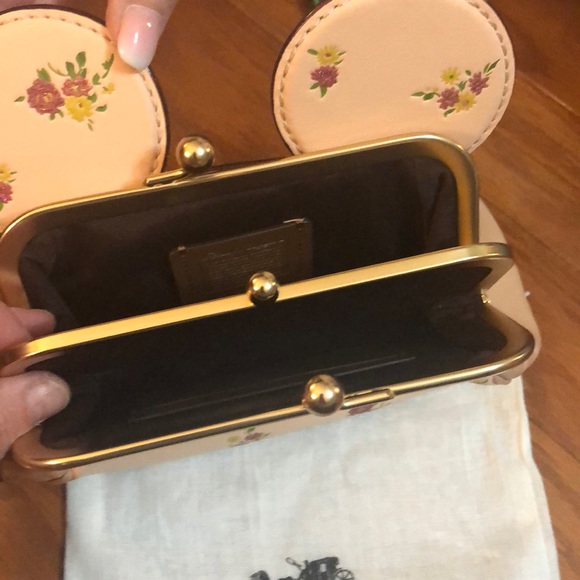 Coach Disney collectable - Picture 2 of 3